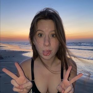 Meet your Posher, Jaycee